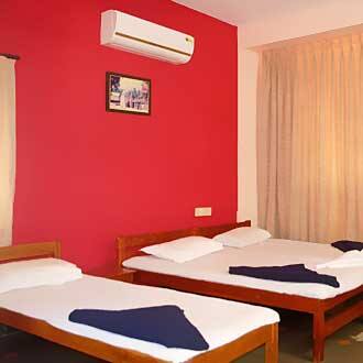 Hotel Annapurna, Guhagar 4
